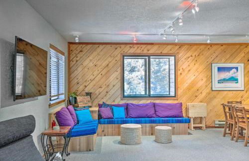 Roomy Angel Fire Home with Hot Tub, Sunroom and Views! - Foto 4