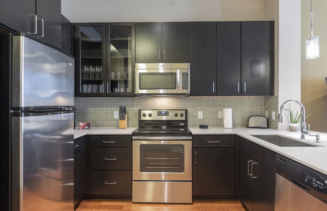 Luxury Med Center Fully Equipped King Sized Bed Condos - Foto 44