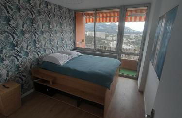 Comfortable T2 with stunning sea view - Foto 18