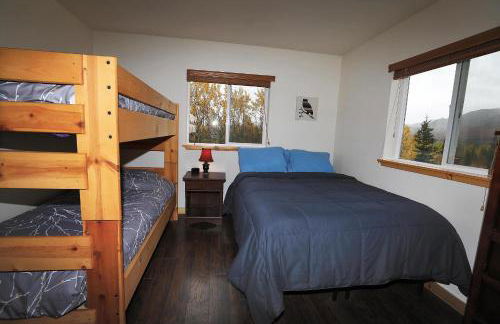 Denali Park View House - Photo 31