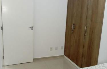 Belo e Amplo Apartamento, Área Central da Praia dos Ingleses - Foto 17