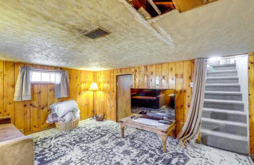 Cozy Helper Home with Fenced Yard, Pets Welcome - Foto 14