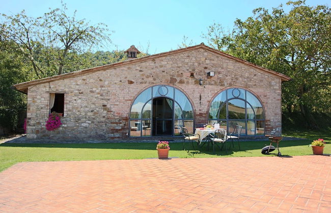 Cottage in Todi With Pool and Terrace - Photo 1