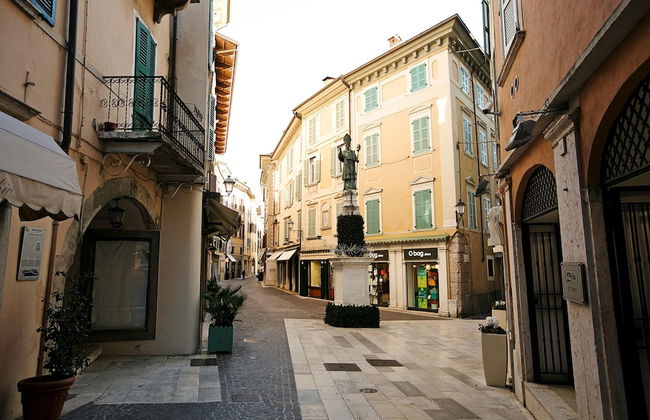 Alma - Near Lake in Sal - Photo 26