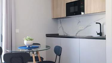 RAMBLA DREAMS Nuevo apartamento céntrico y 1GB - Foto 2, stove, minibar