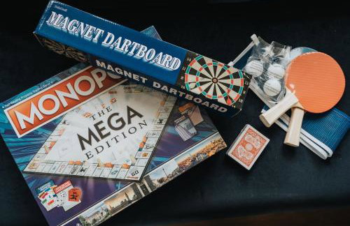 Comfy 3BR Home - Pool Table - Games - Sleeps 8 - Foto 27