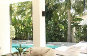 Marbella Bliss - Serenity 4-Bedroom VILLA with Exclisive HEATED Private POOL & Jacuzzi, Tropical Garden, Marbesa - Steps from the Cabopino Beach - Photo 28