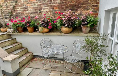 Stylish Garden Apartment in Central Cheltenham - Photo 20