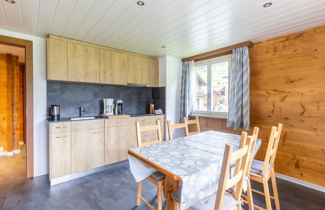 Welcoming Holiday Home in Saas Grund With Garden - Foto 7