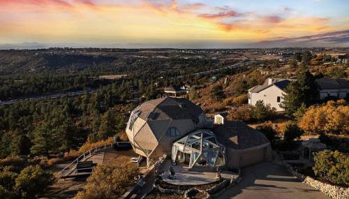 The KingDome - A Unique, Royal Experience with Hot Tub, Rooftop and Views - Foto 5