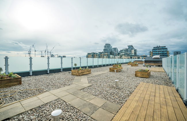 JOIVY Gorgeous 2-Bed Flat W/ Desk In Wandsworth - Foto 15