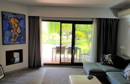 By the Beach - Foto 17