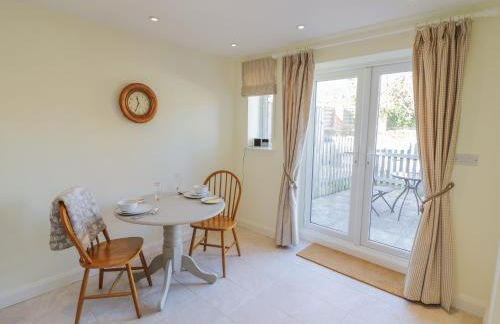 Bumble Cottage - Photo 9