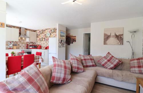 Boos Bungalow - Photo 7