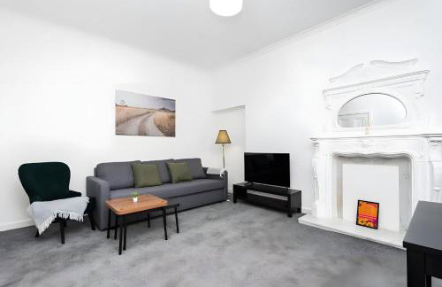 5 Individual Beds - Free Parking - Foto 19