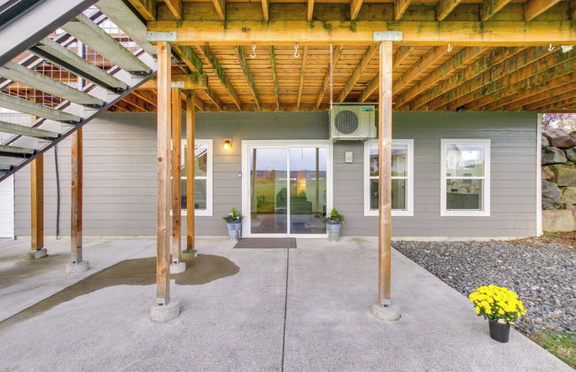 Chic and Modern Snohomish Hideaway on a Working Farm - Foto 35