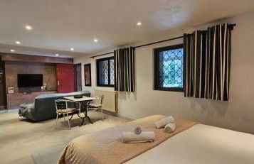 Le Clos Saint Jean, vue Cité, piscine et parking - Foto 5