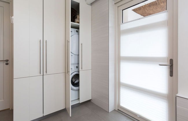 Villa in Friesland With Sauna and Whirlpool - Foto 35