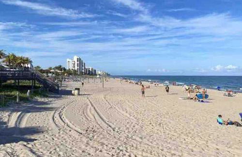 Deerfield Beach Boca Raton with pool 1 mile from the beach - Photo 42