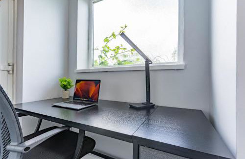 Jodi's Bungalow - Garden and Parking - Foto 26