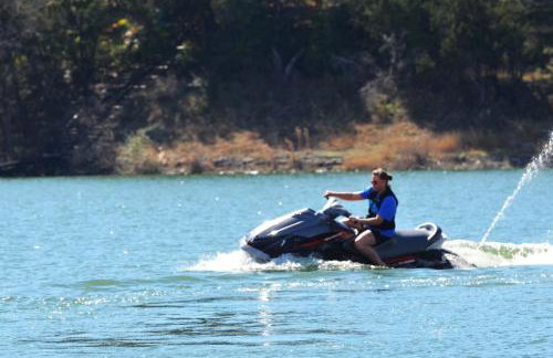 Lakefront Treehouse on Lake Travis Pool & Hot Tub - Foto 37