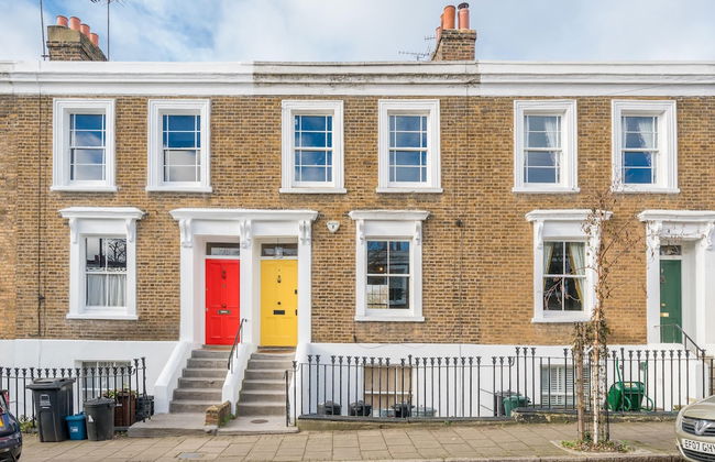 JOIVY Stylish 2-Bed House W/ Private Garden In Hackney - Foto 47