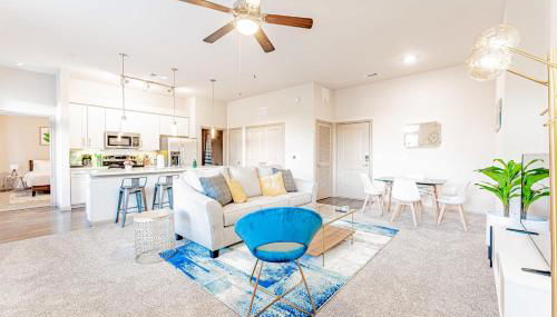 Spacious 2BR King Bed Suites Close to Downtown and Airport - Foto 2