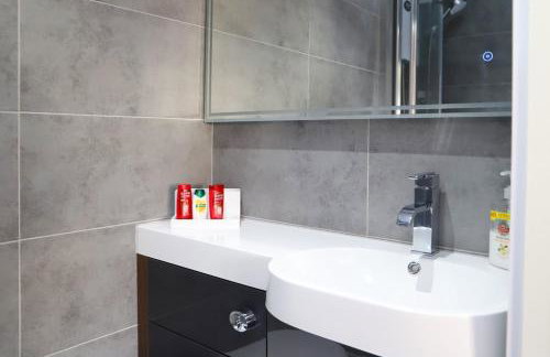 Colby House with Private Parking - Foto 14