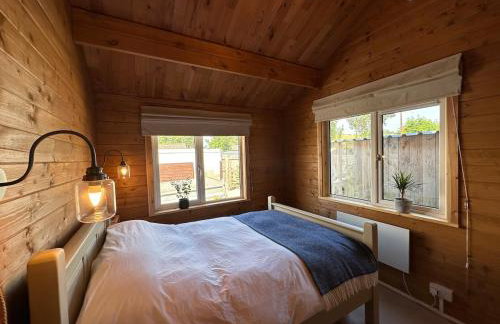 The Cabin log fire cosy home - Foto 7