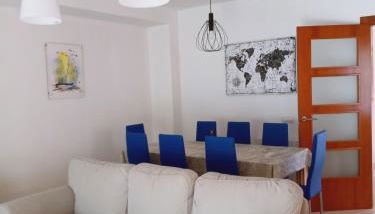 Chalet amplio con Jardín y zona barbacoa. - Foto 3