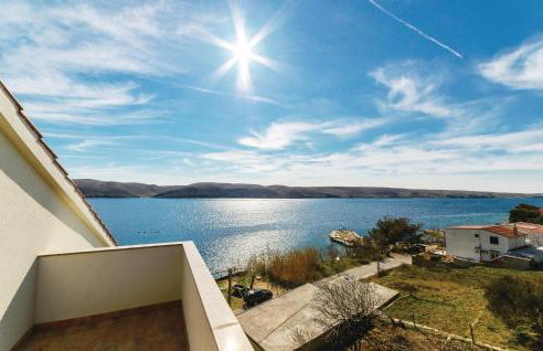 Cozy Apartment In Miskovici With Wifi - Foto 11