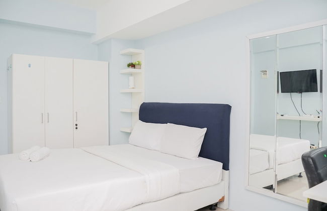 Roomy Studio Room Bintaro Park View Apartment - Foto 1
