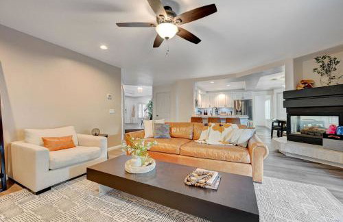 Gorgeous 6BR with Pool and Spa - Photo 3