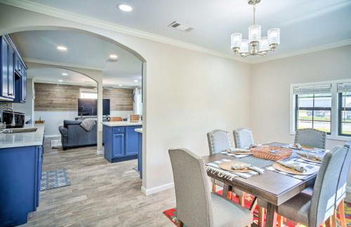 Blue Cottage in the Bayou with Private Yard! - Foto 12