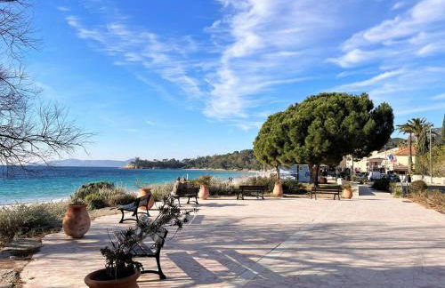 Duplex familial avec terrasse, proche plage, parking privé - 4 couchages, Le Lavandou - FR-1-251-541 - Foto 10