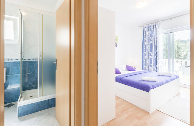 Apartmani Nikolina - Photo 9