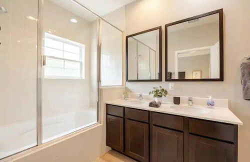 Corvette Getaway - 2 beds - jacuzzi - Forest view - Foto 25