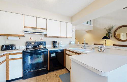 East of The Sun -- 39916 East Sun 422 - Photo 10