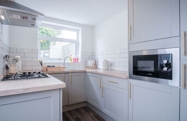 Castle Square - 2 Bedroom - Mumbles - Photo 21