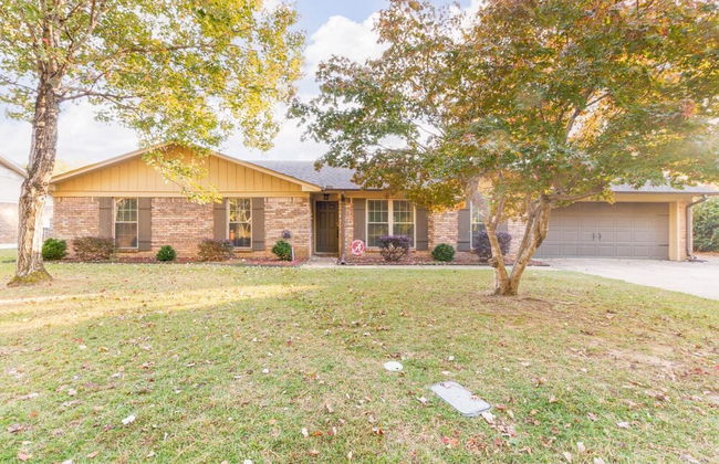 Gorgeous Alabama Home 4 Miles to Stadium Sleeps 8 - Foto 69