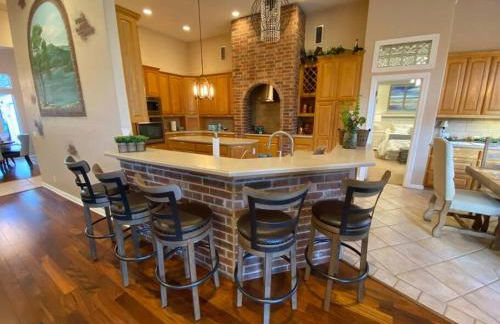 Luxury Lake House w/ Heated Pool & Multiple Spas - Foto 35