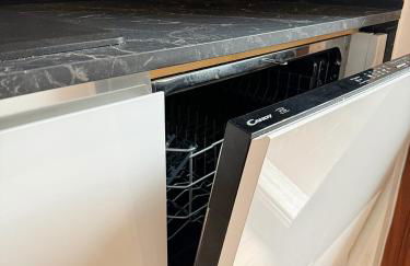 ArtStay - Free Parking, Luxury Apt, M5, Sauna - Foto 8