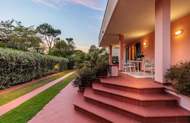 Regina Beach Villa by the Beach in Marina di Piet - Foto 31