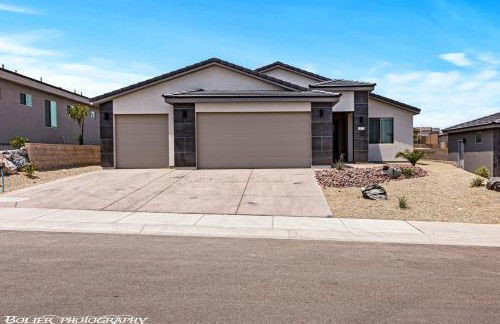 Game Room - Heated Pool & Spa - Fire Pit - Golf - Foto 24