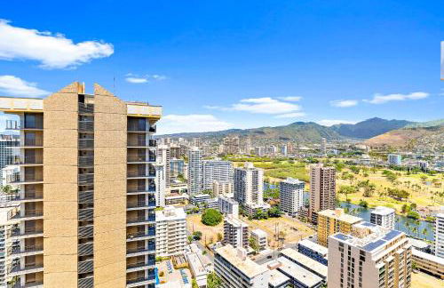 36Fl with Ocean View, Mins to Waikiki Beach, Parking - Foto 54