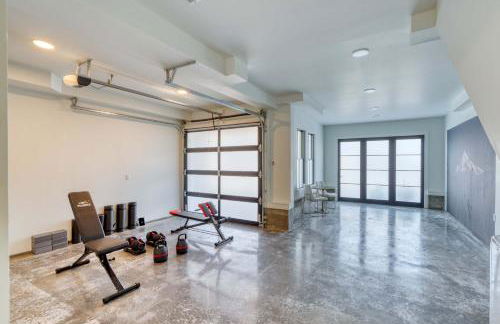 Stay Portland - Custom North Tabor Farmhouse - Gym & Kitchen - Photo 29