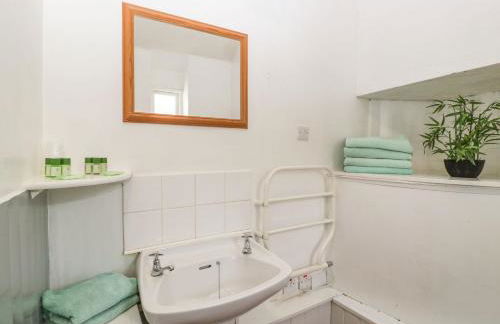 Aqueduct Cottage - Photo 17