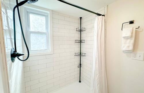 New - Mins to Concord/ Nashua - Walk to Downtown - - Foto 28