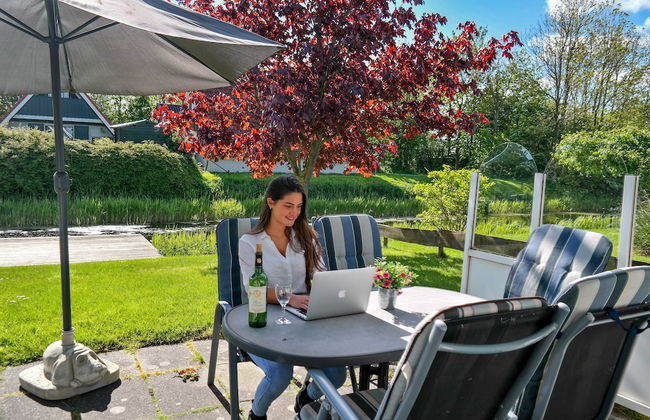 Modern Holiday Home at a Typical Dutch Canal, Close to the Lauwersmeer - Photo 31