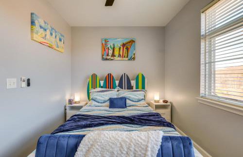 Surfboard-Themed Huddleston Studio w/ Beach Access - Foto 2